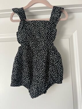 Old Navy Toddler Black And White Polka Dot Romper Size 12-18m